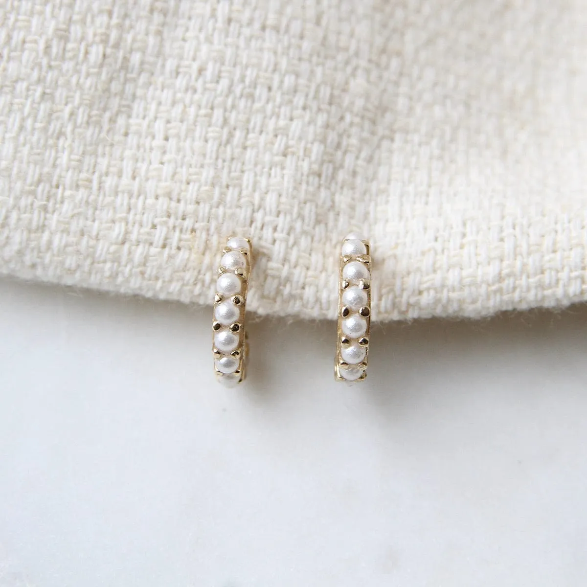 14k Yellow Gold Mini Pearl Hoop Earring