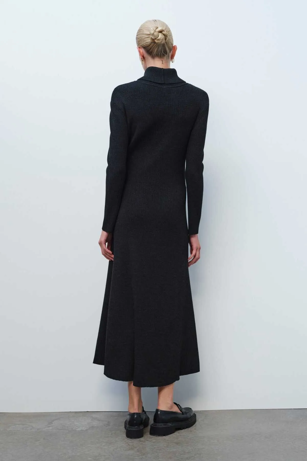 Anthracite Turtleneck Long Dress