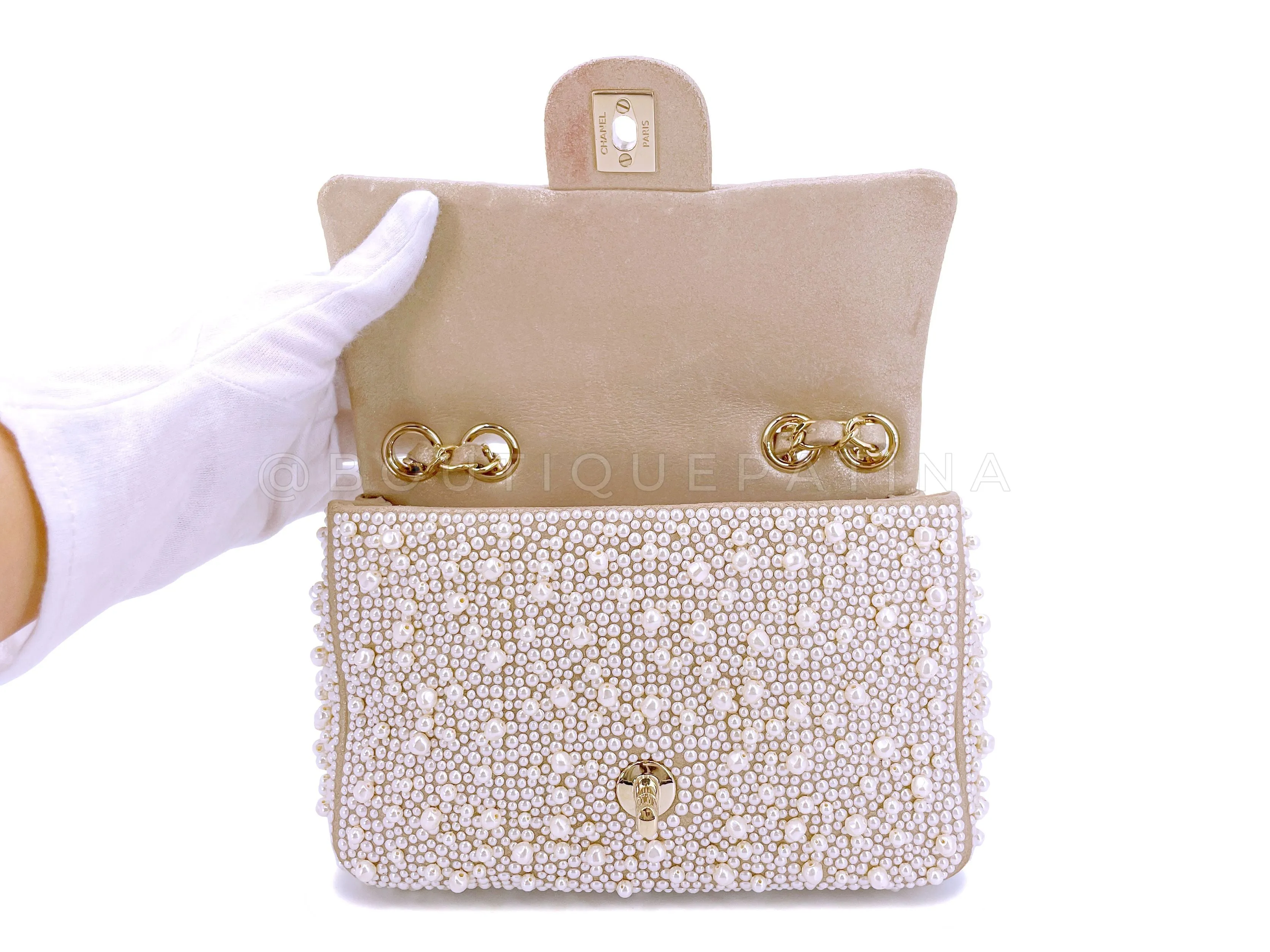 Chanel 17A Pearl Mini Flap Bag Paris-Cosmopolite Metiers D'Art