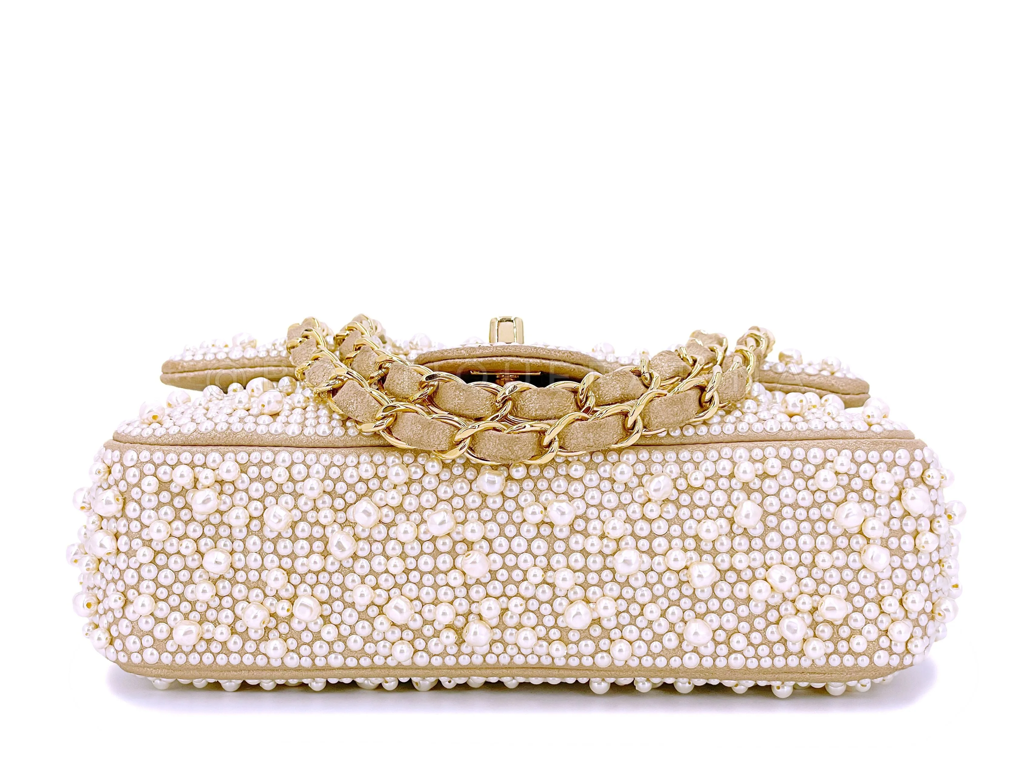 Chanel 17A Pearl Mini Flap Bag Paris-Cosmopolite Metiers D'Art