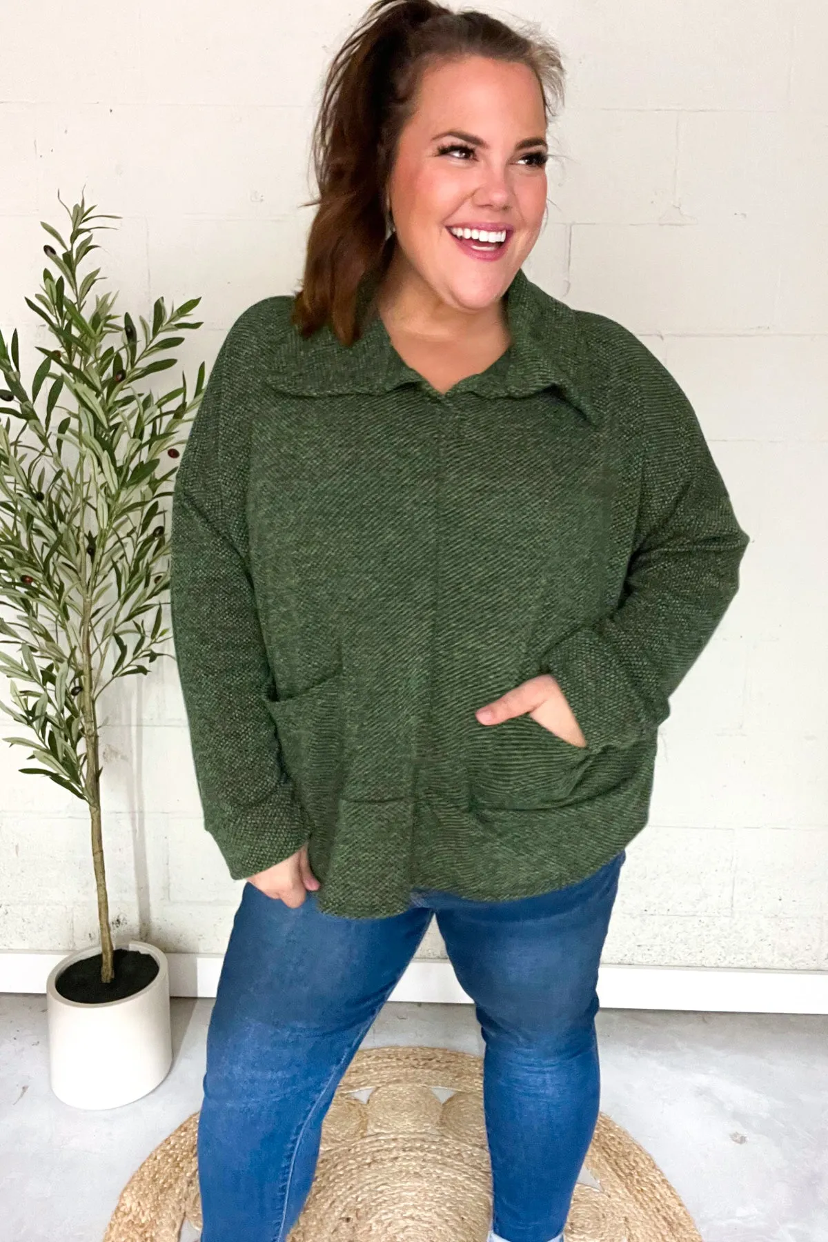 Easy Living Olive Textured Knit Notch Neck Oversized Collar Sweater (Open Pack)