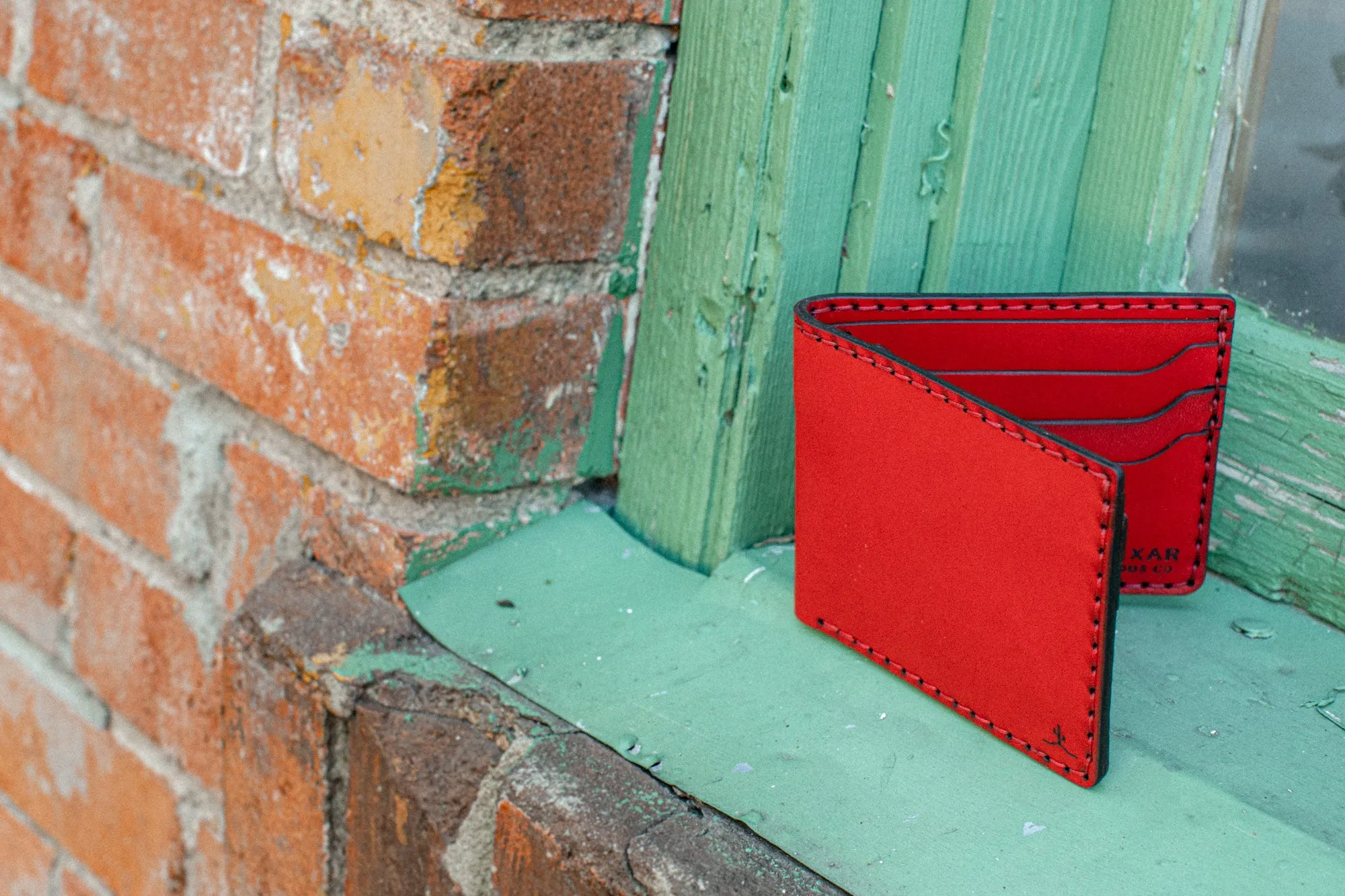 Red Classic 6 Bifold